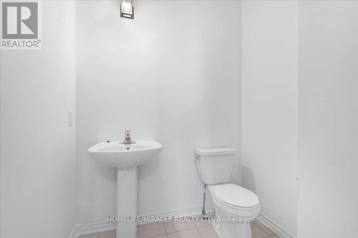 140 Country Club Drive, Loyalist, ON, K0H 1G0 - 13