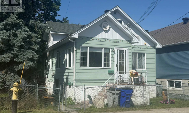 175 Elm Street N