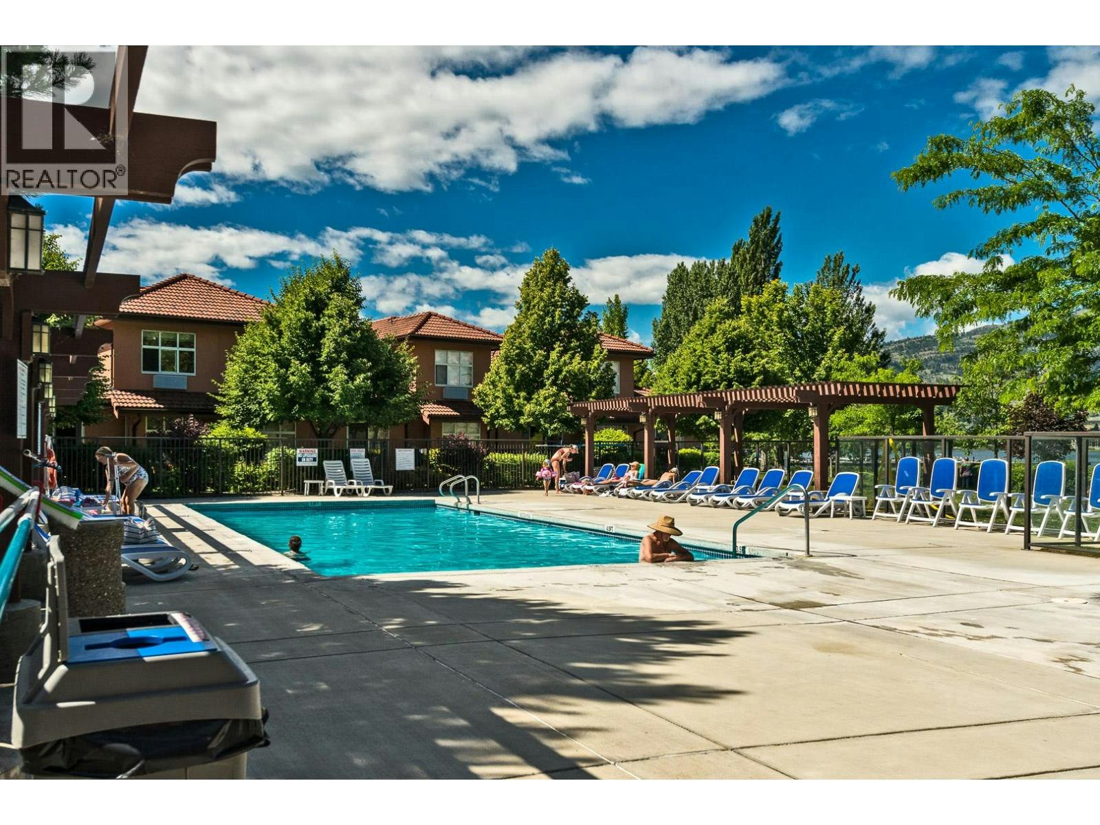 17-7600 Cottonwood Drive - 4