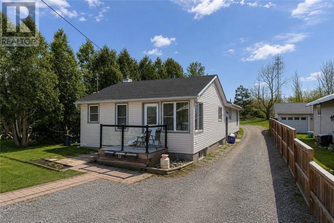 17 Clairmont Street, Greater Sudbury, ON, P3B 3S4