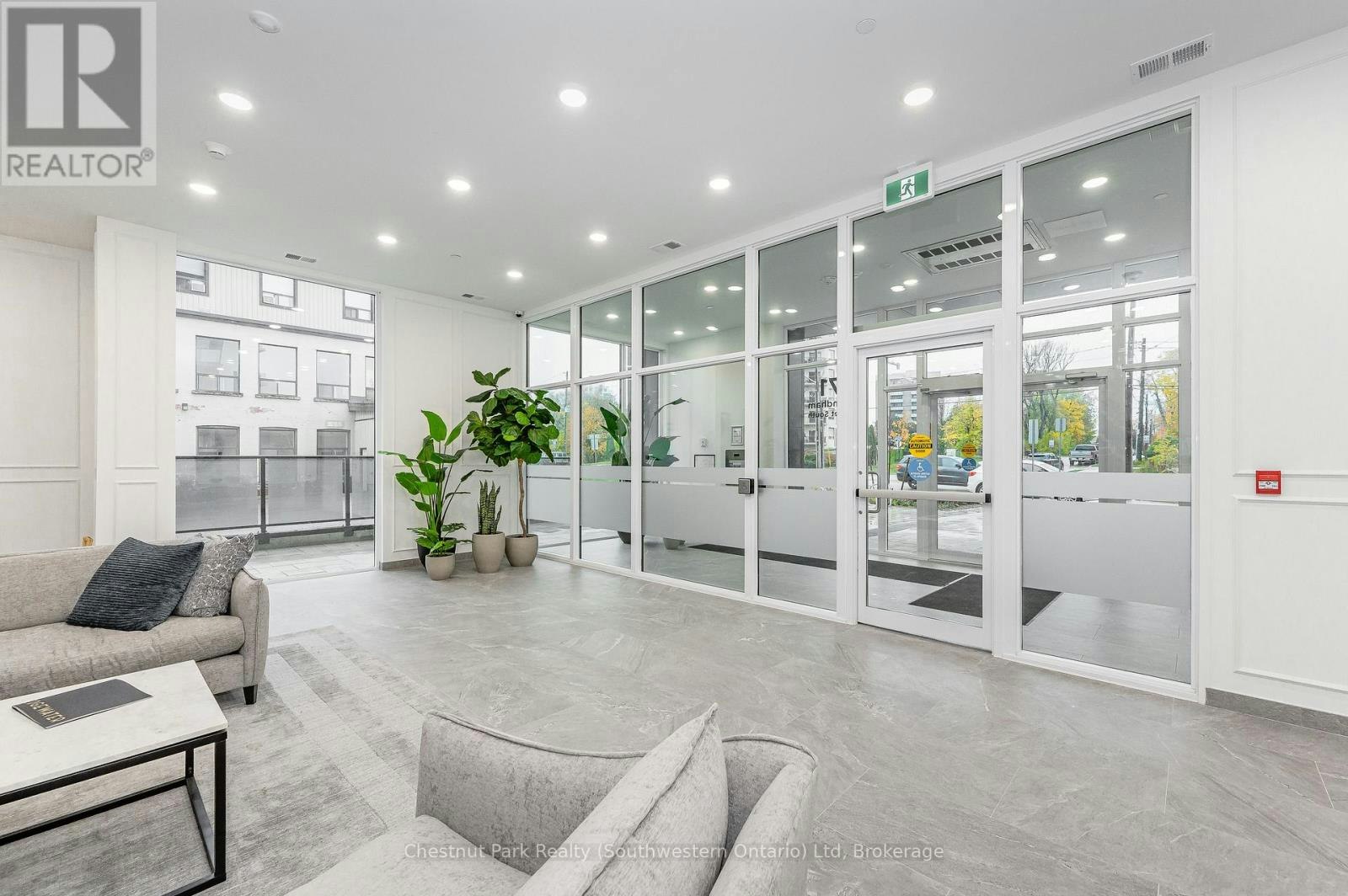 502-71 Wyndham Street S, Guelph, ON, N1E 0T7 - 4