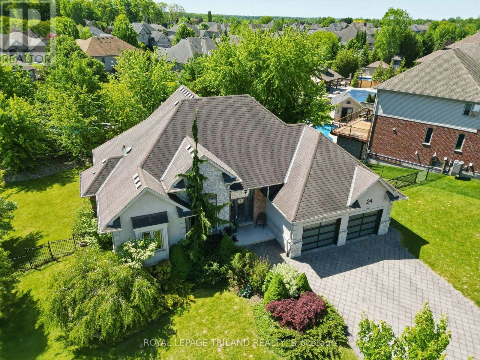 24 Earlscourt Terrace, Komoka, ON, N0L 1R0