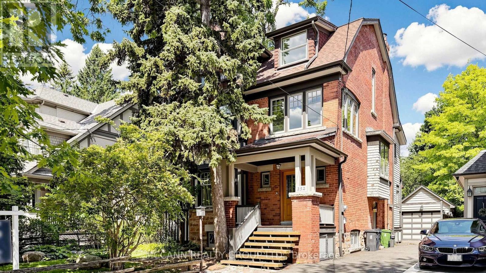 252 Sheldrake Boulevard, Toronto, ON, M4P 2B6