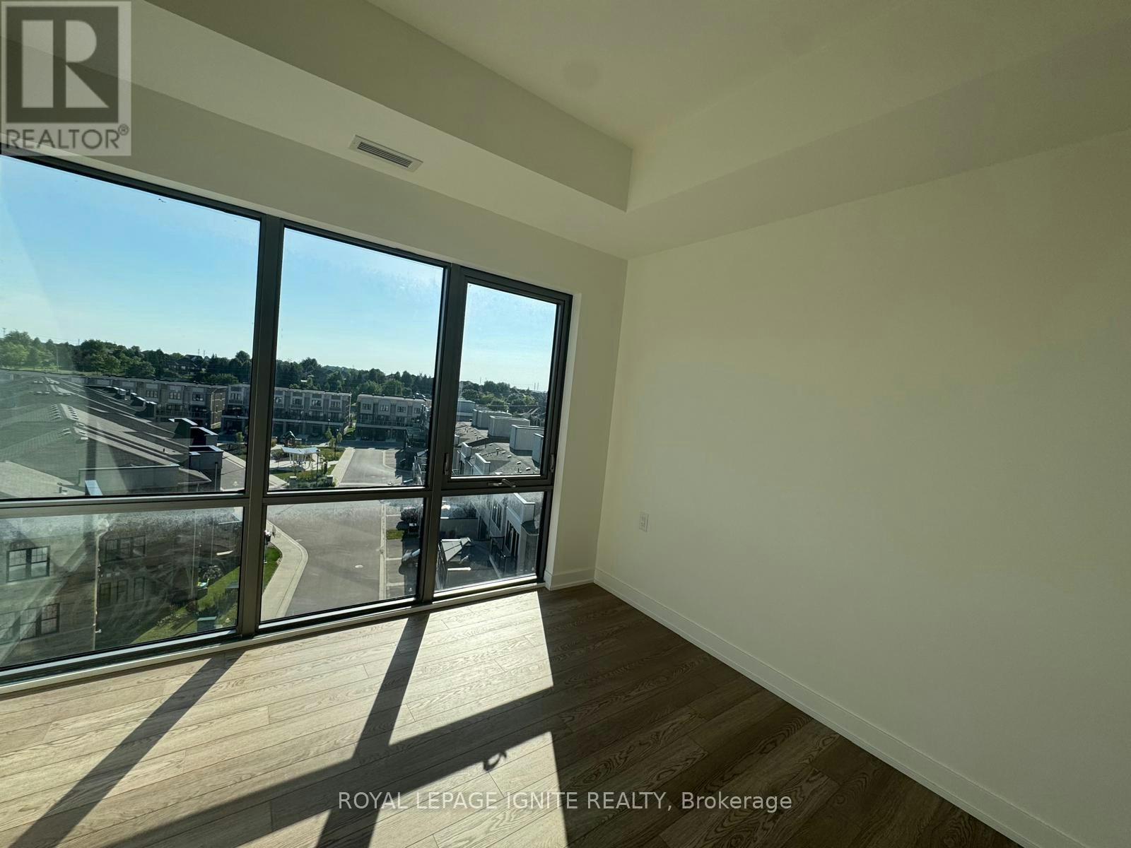 622-51 Clarington Boulevard, Clarington, ON, L1C 7J8 - 7