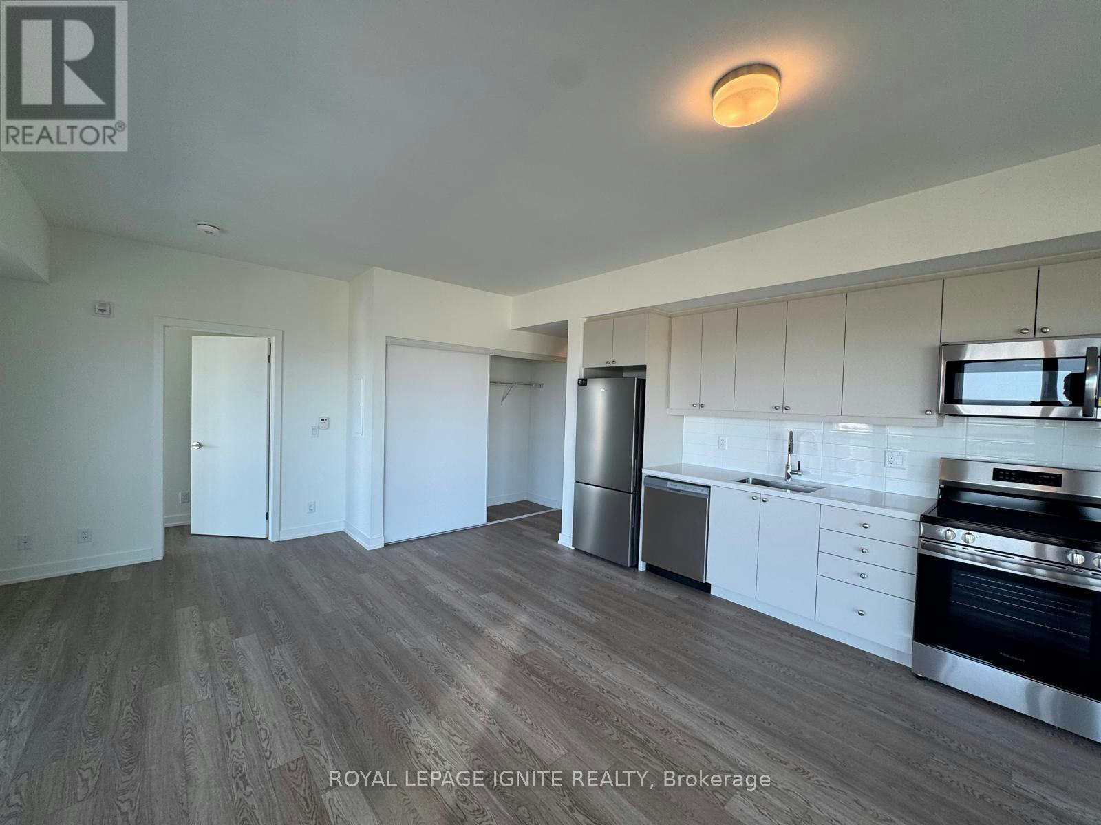 924-51 Clarington Boulevard, Clarington, ON, L1C 7J8 - 7