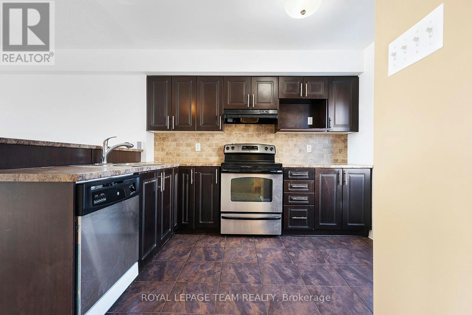 566 Simran Private, Ottawa, ON, K2J 3T2 - 5