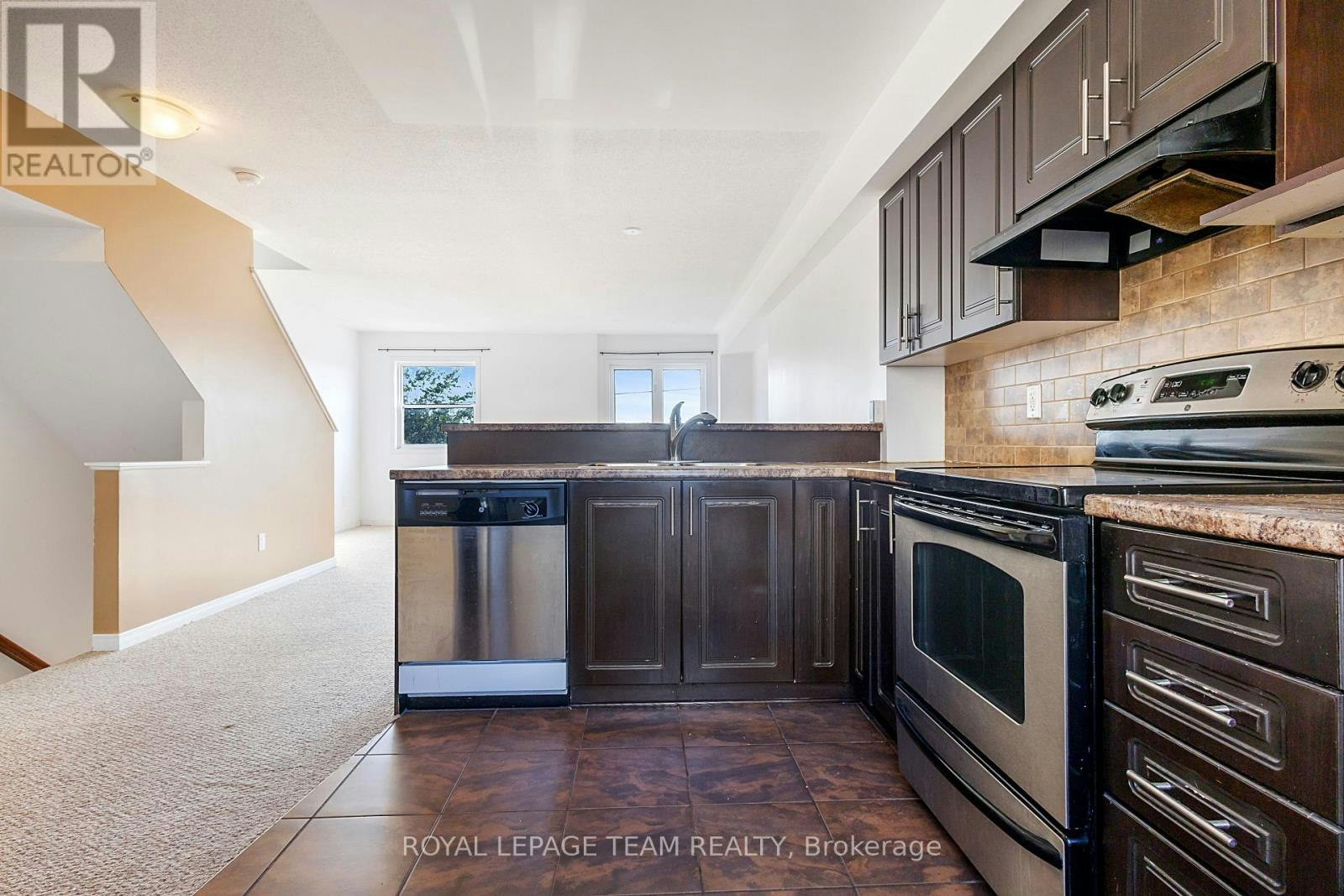 566 Simran Private, Ottawa, ON, K2J 3T2 - 6