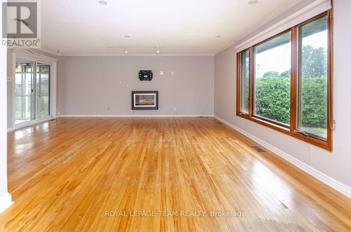 84 Starwood Road, Ottawa, ON, K2G 1Z5 - 3