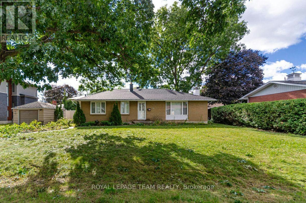 84 Starwood Road, Ottawa, ON, K2G 1Z5