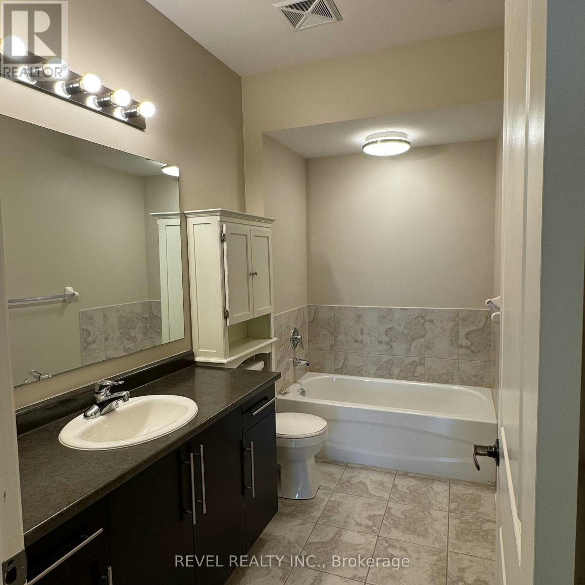 422-383 Main Street E, Milton, ON, L9T 8K8 - 17