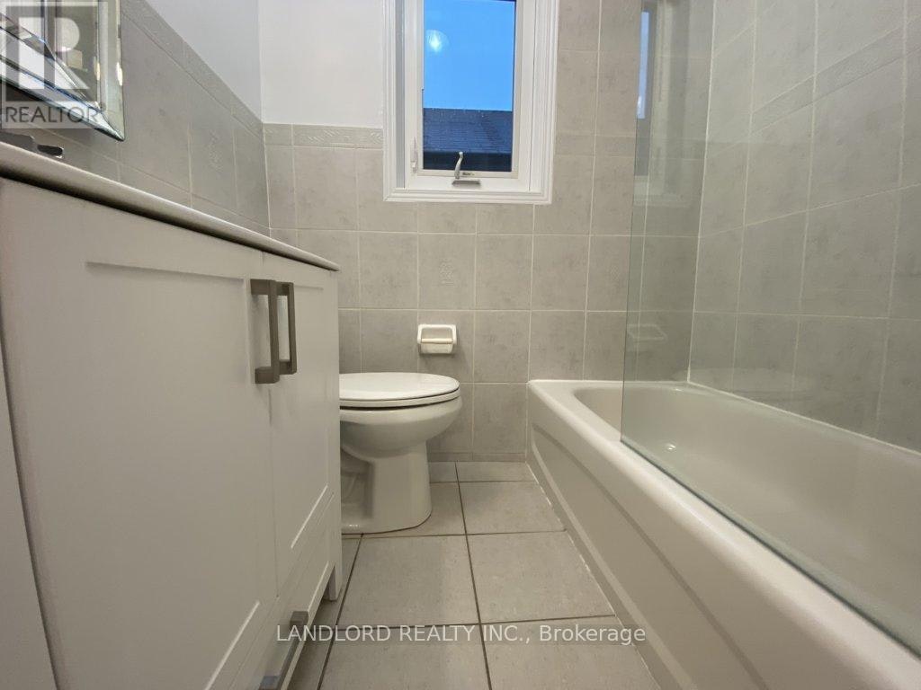 MAIN-92 Holwood Avenue, Toronto, ON, M6M 1P6 - 10