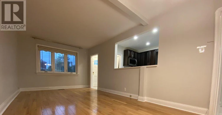 MAIN-92 Holwood Avenue, Toronto, ON, M6M 1P6 - 8