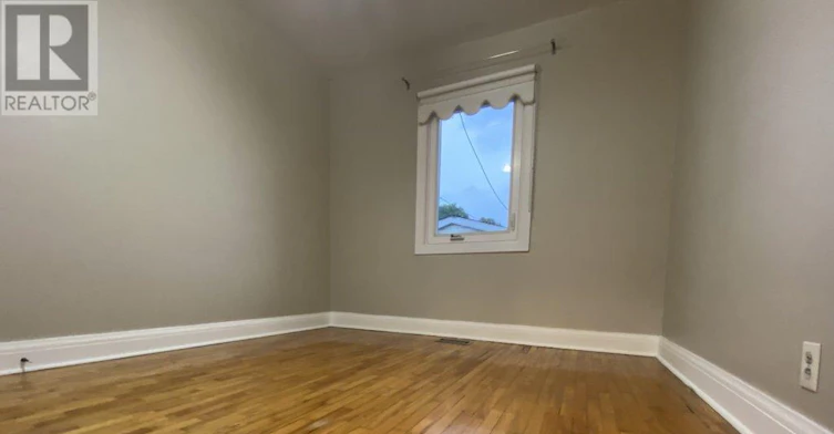 MAIN-92 Holwood Avenue, Toronto, ON, M6M 1P6 - 15