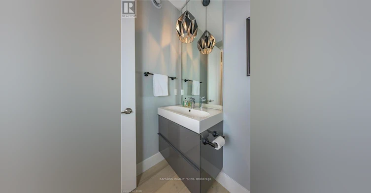 2368 Red Thorne Avenue, London, ON, N6P 0E8 - 9