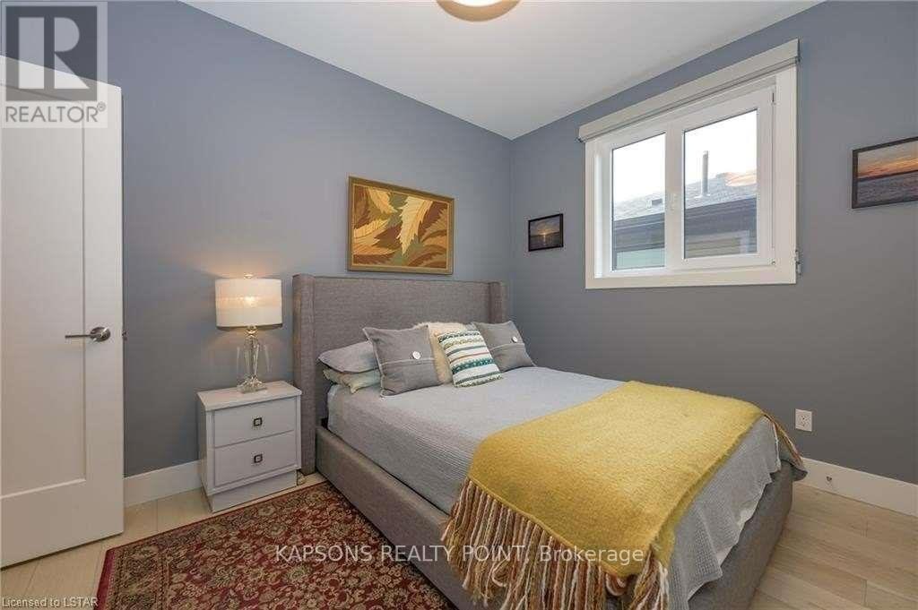 2368 Red Thorne Avenue, London, ON, N6P 0E8 - 16