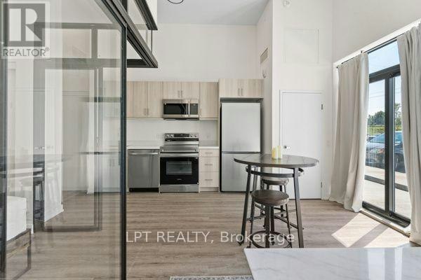 102-350 Prince Charles Drive S, Welland, ON, L3C 7B3 - 8