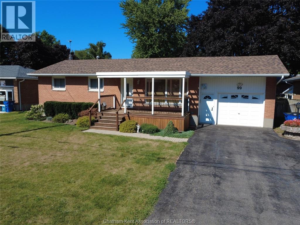 99 English Street, Chatham-Kent, ON, N0P 1A0