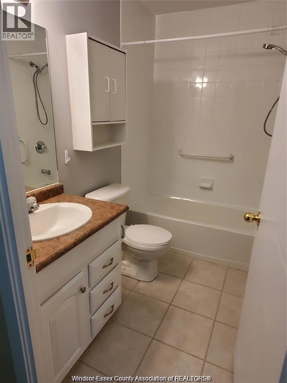 112-2592 Pillette Road, Windsor, ON, N8T 3R5 - 3