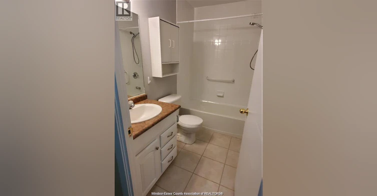 112-2592 Pillette Road, Windsor, ON, N8T 3R5 - 3