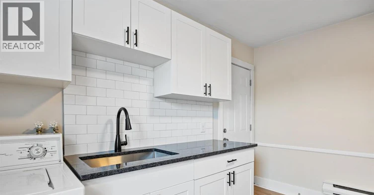 UPPER-1358 Pierre, Windsor, ON, N9A 2N7 - 10