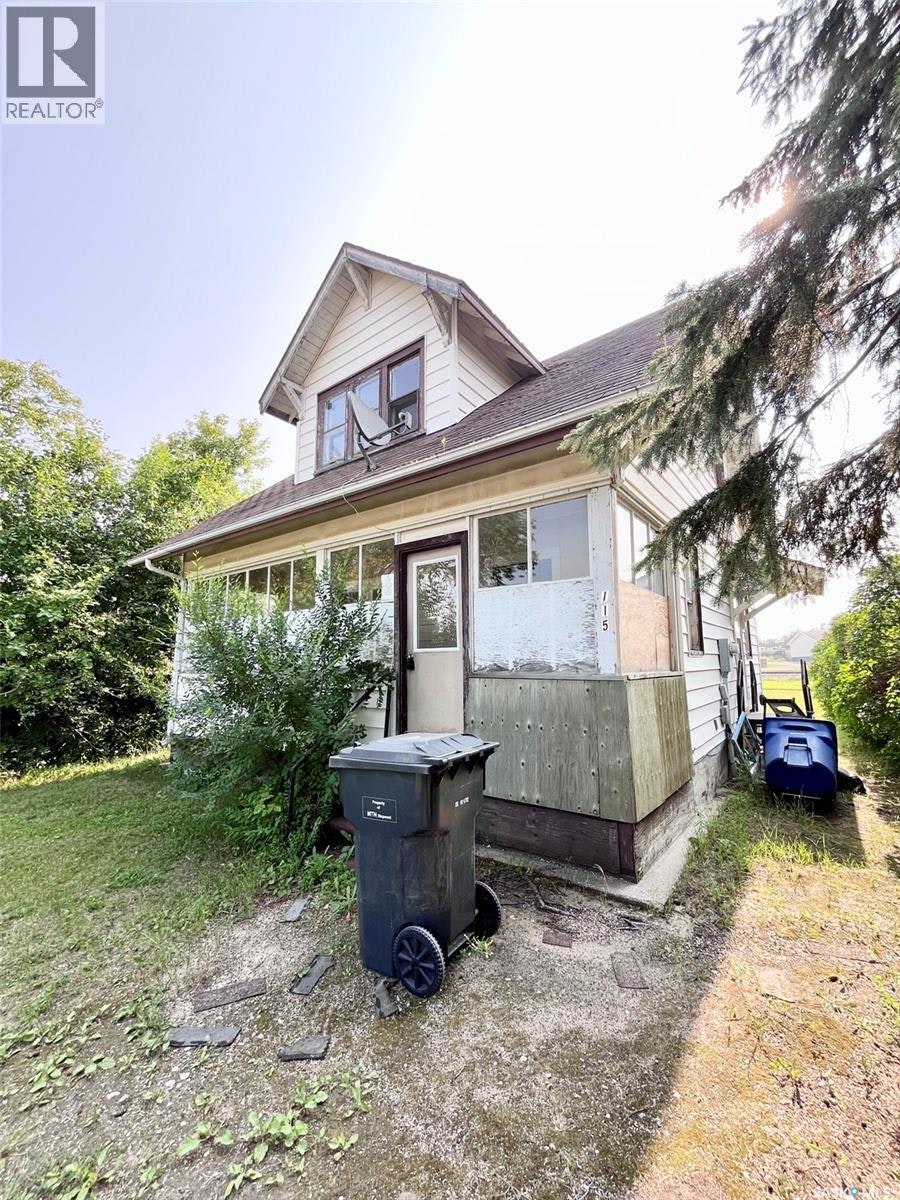 115 Kingsway Drive, Nipawin, SK, S0E 1E0