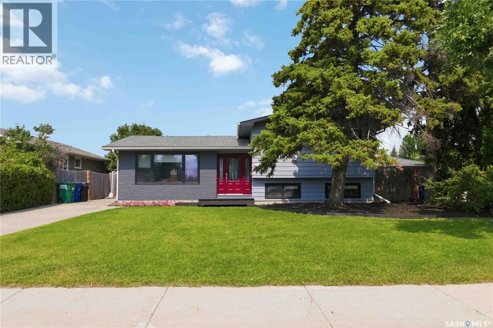 122 Assiniboine Drive, Saskatoon, SK, S7K 1H7