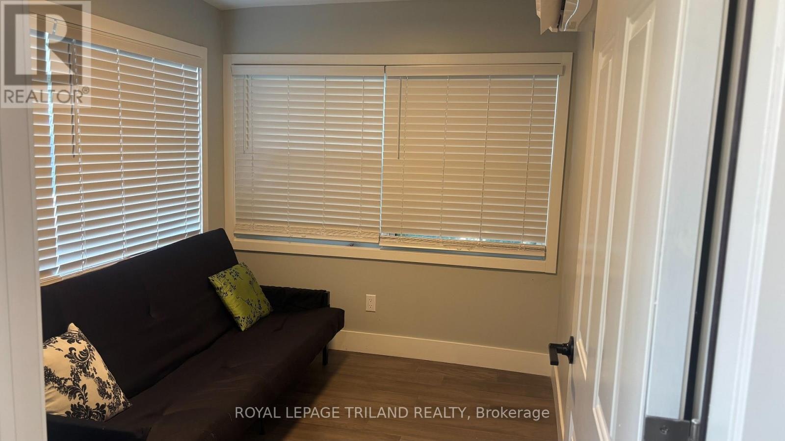 1-325 George Street, Port Stanley, ON, N5L 1C5 - 2