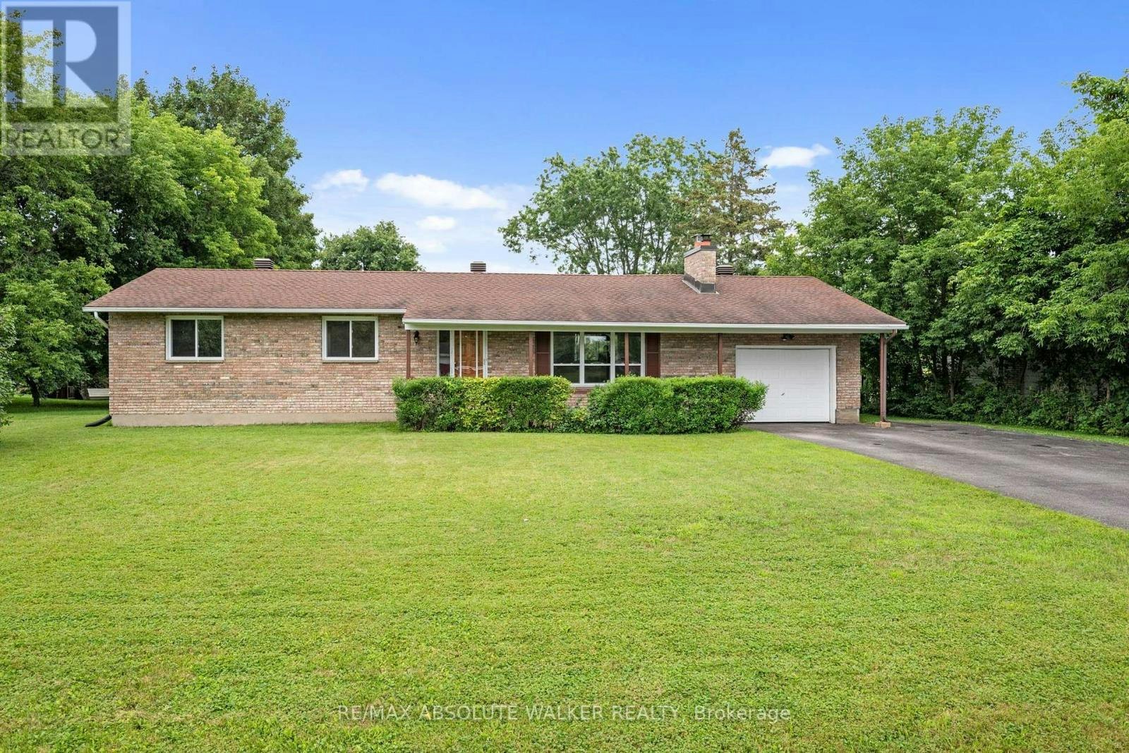 1447 Stagecoach Road, Ottawa, ON, K4P 1G4