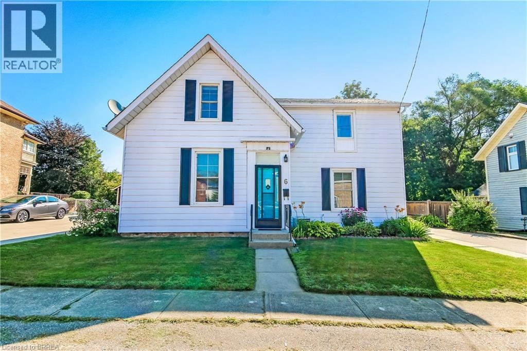 6 Tolhurst Avenue, Brant, ON, N0E 1N0