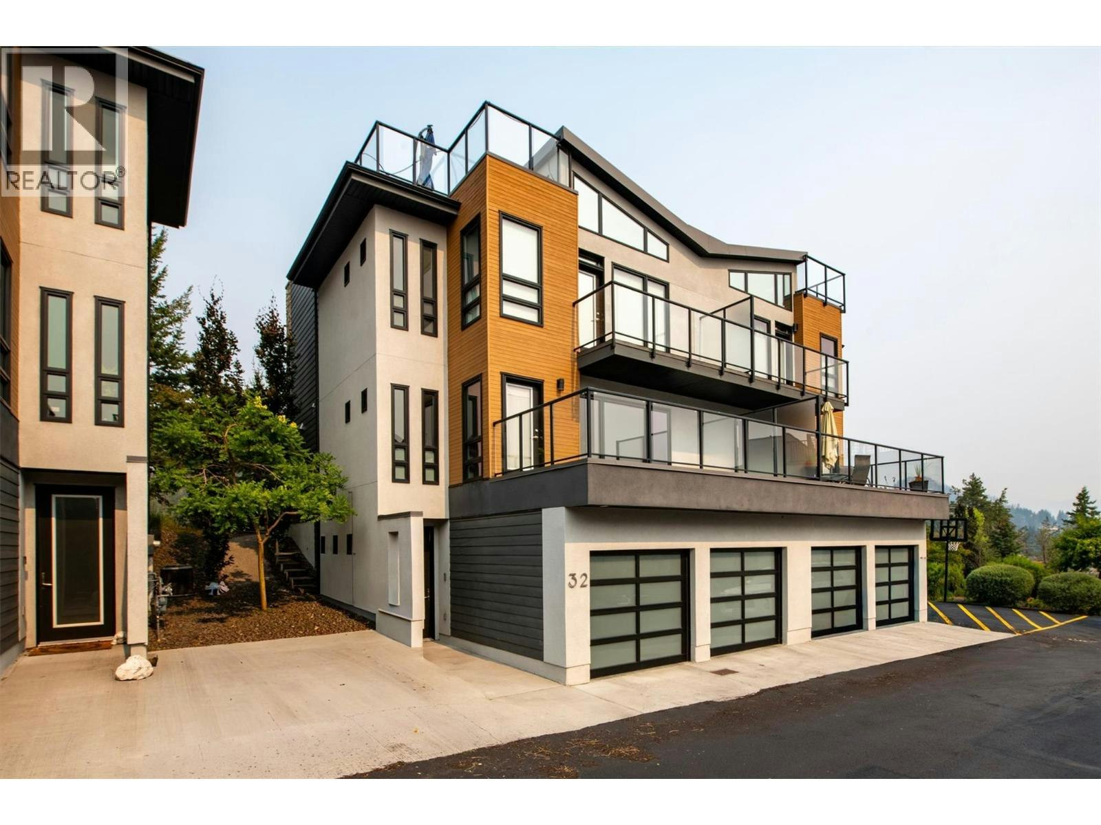 32-1818 Peak Point Court, West Kelowna, BC, V1Z 4B4