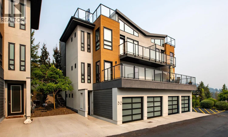 32-1818 Peak Point Court