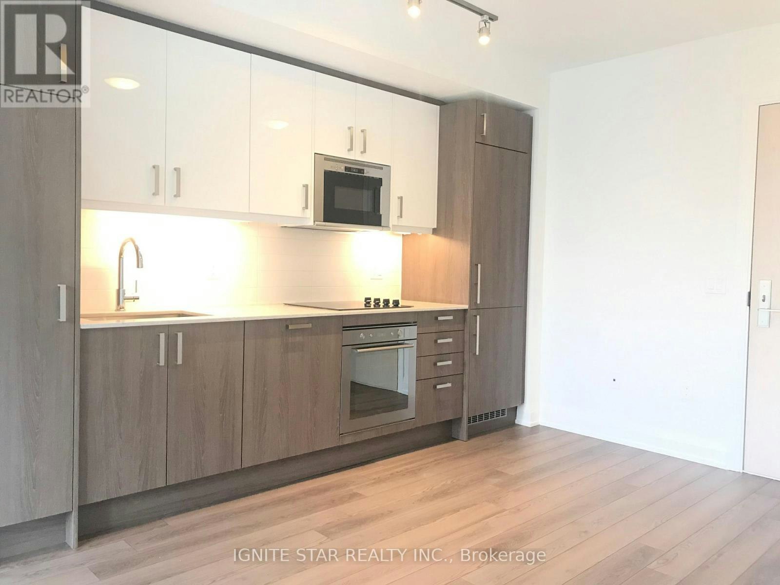 1006-77 Mutual Street, Toronto, ON, M5B 0B9