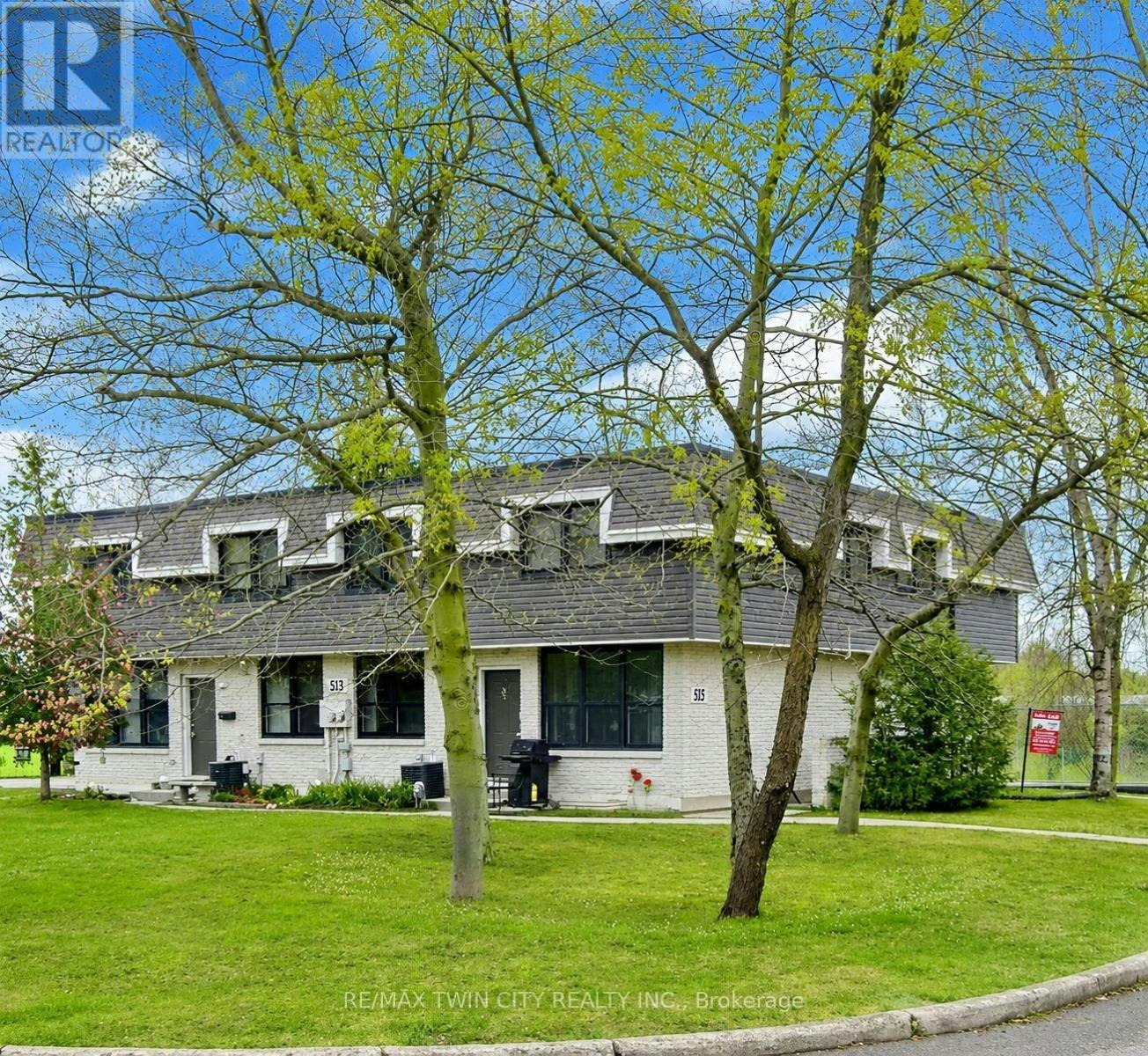 3-513 Quiet Place, Waterloo, ON, N2L 5L6