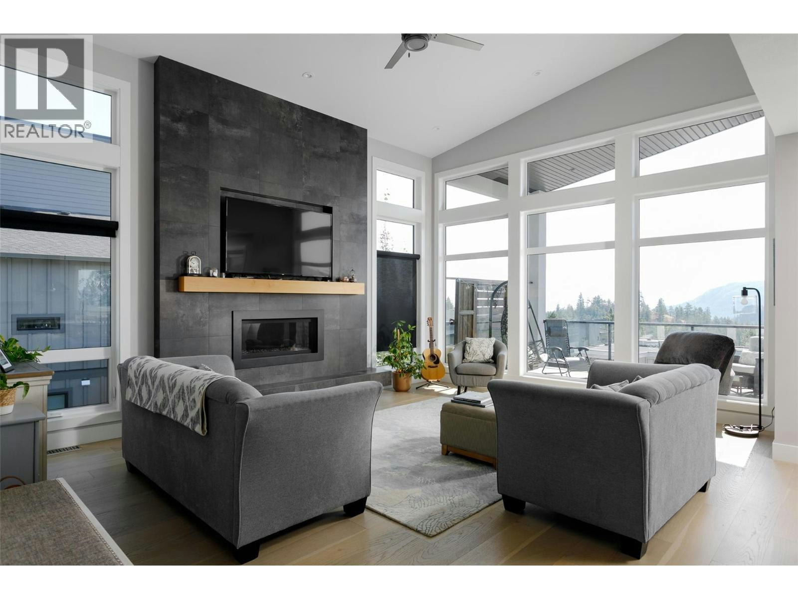 2510 Tallus Heights Lane, West Kelowna, BC, V4T 3M2 - 10