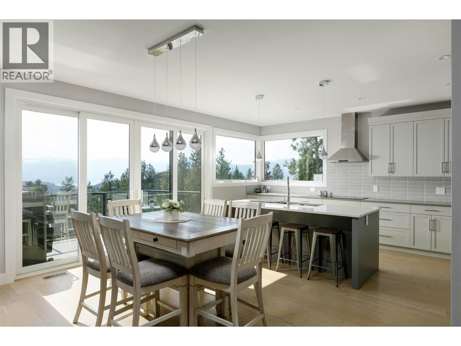 2510 Tallus Heights Lane, West Kelowna, BC, V4T 3M2 - 13