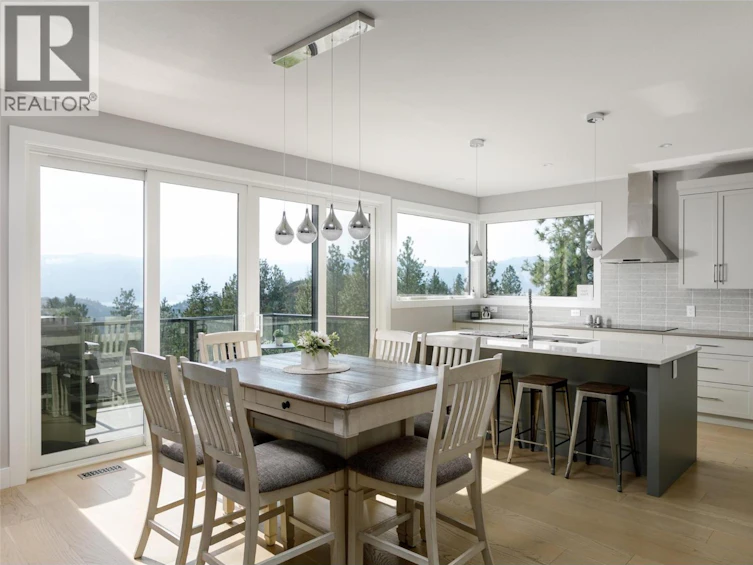 2510 Tallus Heights Lane, West Kelowna, BC, V4T 3M2 - 13