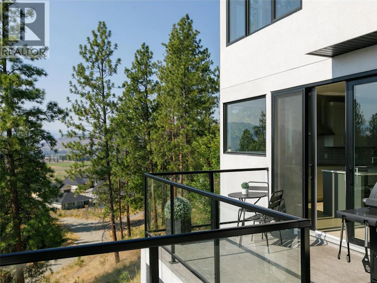 2510 Tallus Heights Lane, West Kelowna, BC, V4T 3M2 - 20