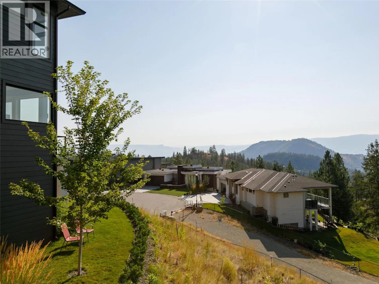 2510 Tallus Heights Lane, West Kelowna, BC, V4T 3M2 - 3