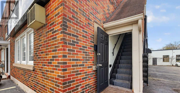 6-245 Maitland Street, London, ON, N6B 2Y2