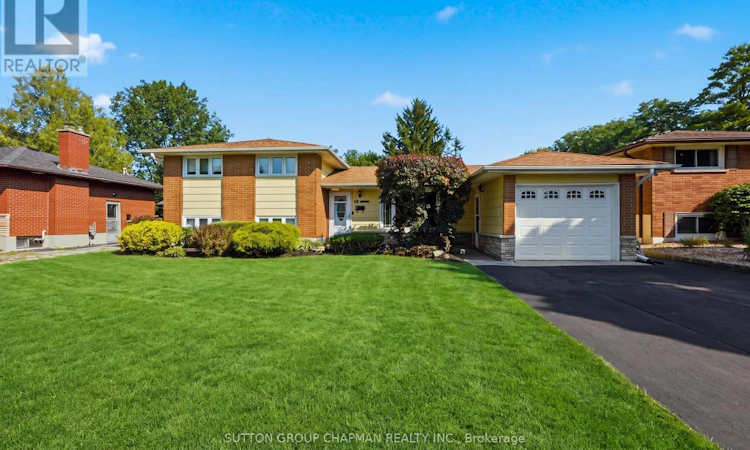 68 Hawkesbury Avenue