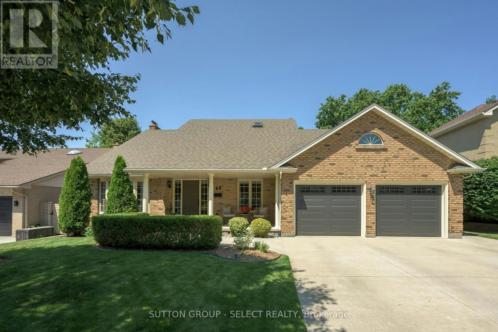 48 Lookout Court, London, ON, N6K 3L5