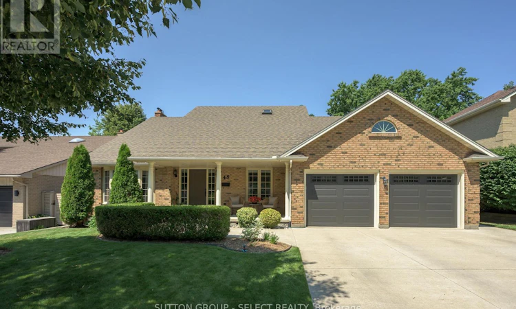 48 Lookout Court