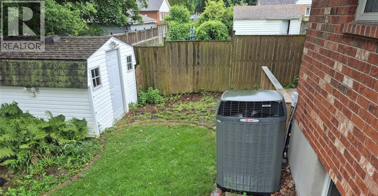 590 Montcalm Avenue, Sarnia, ON, N7S 2R3 - 17