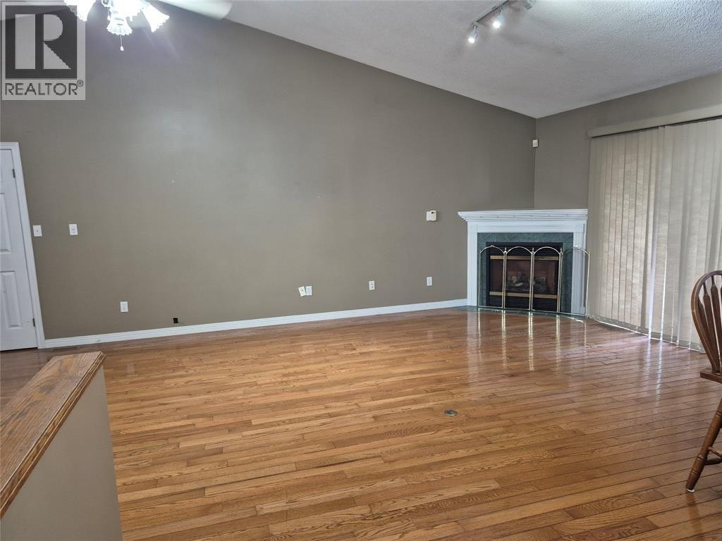 590 Montcalm Avenue, Sarnia, ON, N7S 2R3 - 3