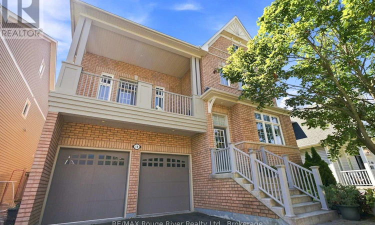 18 Rainbow Crescent