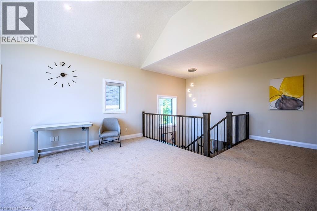 Upper-30 Falconridge Drive, Kitchener, ON, N2K 0G1 - 32