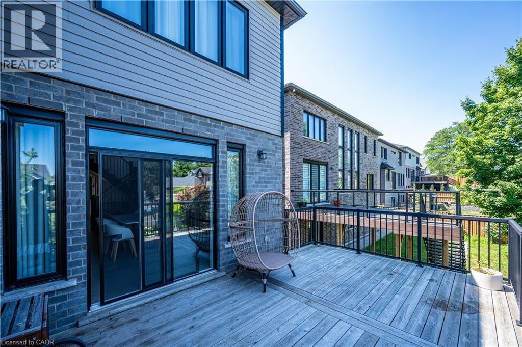 Upper-30 Falconridge Drive, Kitchener, ON, N2K 0G1 - 5
