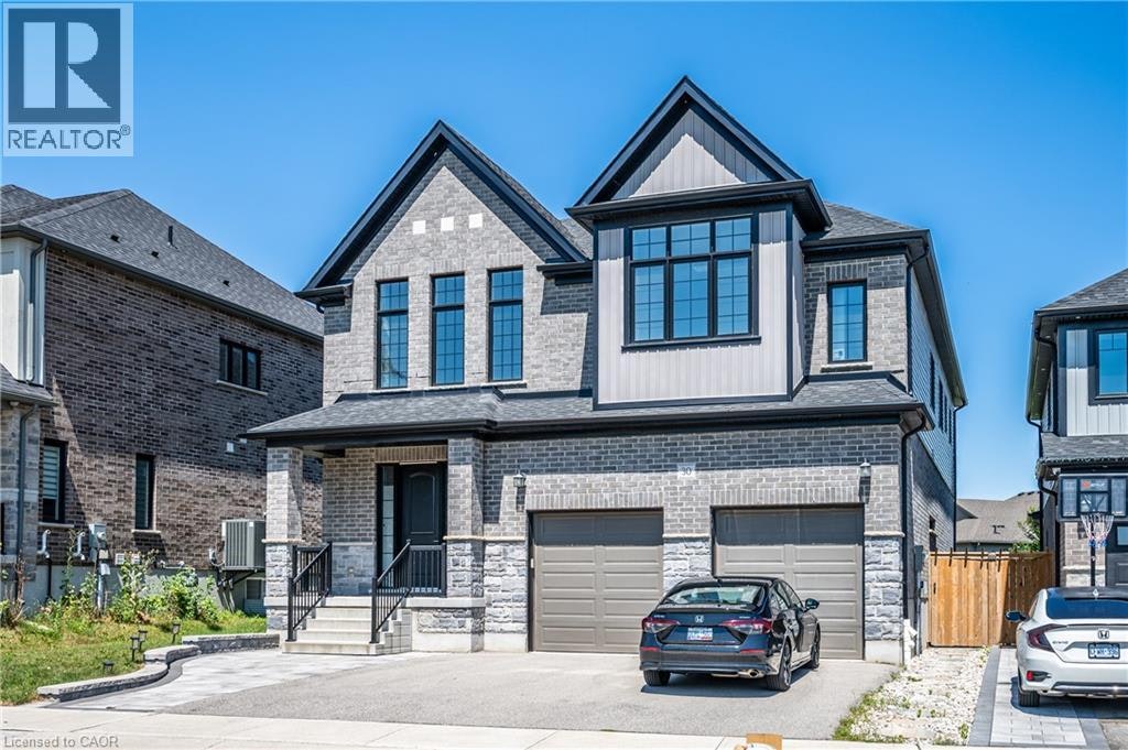 Upper-30 Falconridge Drive, Kitchener, ON, N2K 0G1