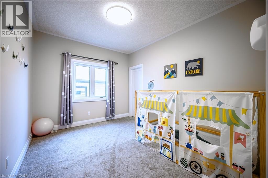 Upper-30 Falconridge Drive, Kitchener, ON, N2K 0G1 - 25
