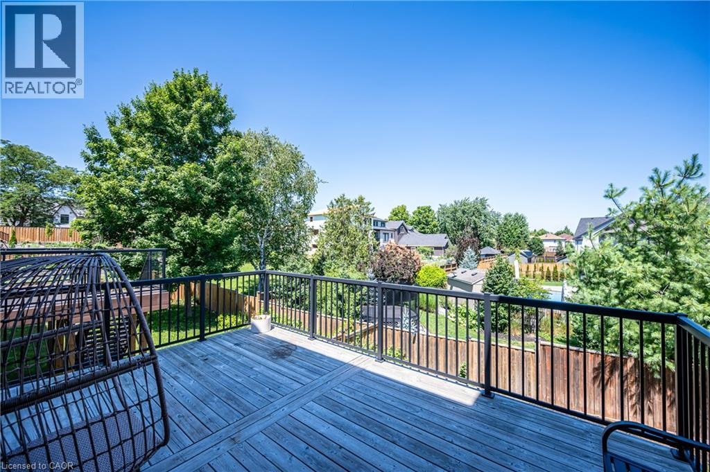 Upper-30 Falconridge Drive, Kitchener, ON, N2K 0G1 - 4